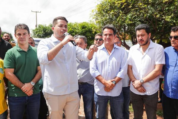  Ciro inaugura obras em Dom Expedito Lopes e anuncia recursos(Imagem:Ascom)