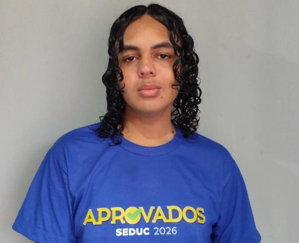 Marlon Santos, aprovado em primeiro lugar no curso de F&iacute;sica do IFPI. (Imagem:Ascom Seduc)