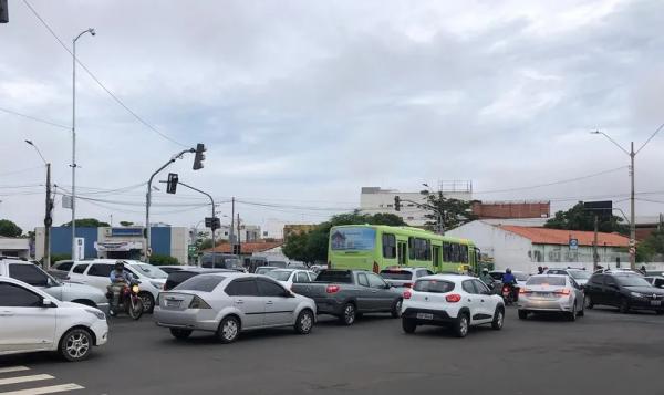 Carros em Teresina(Imagem:Ravi Marques/TV Clube)