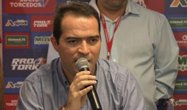 Presidente do Fortaleza lamenta o fato de nenhum dirigente rubro-negro ter procurado o clube do Nordeste.(Imagem:Divulgação)