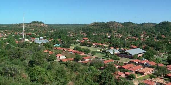Vista do Morro do Cruzeiro, no município de Monsenhor Gil, no Piauí.(Imagem:TV Clube)