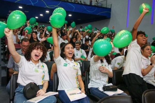 Aulas dinâmicas, competição, esclarecimento, revisões, orientações e dicas fizeram parte da programação.(Imagem:Divulgação)