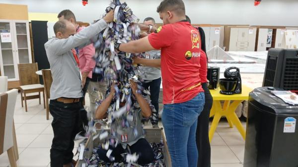 Armazém Paraíba de Floriano realiza último sorteio da campanha de aniversário de 67 anos.(Imagem:FlorianoNews)