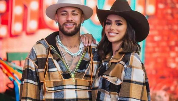 Neymar e Bruna Biancardi no arraiá promovido pelo craque.(Imagem:Reprodução/ Instagram)