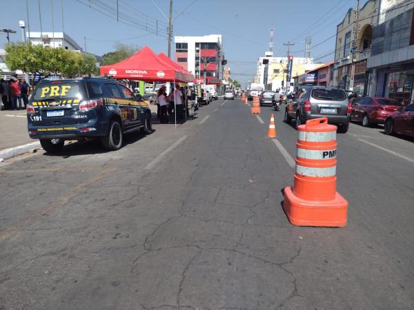 Avenida Getúlio Vargas, no Centro de Floriano.(Imagem:FlorianoNews)