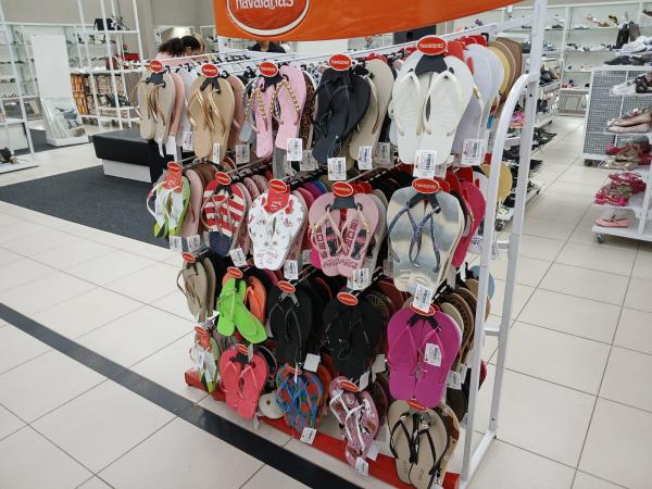 Armaz&eacute;m Para&iacute;ba de Floriano aposta em novidades e ofertas para o Carnaval e volta &agrave;s aulas(Imagem:FlorianoNews)