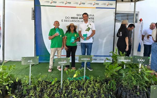 Piaui ultrapassa 3,6 milh&otilde;es de mudas nativas e frut&iacute;feras distribu&iacute;das; o equivalente a mais de 3 mil campos de futebol(Imagem:Ascom Semarh)