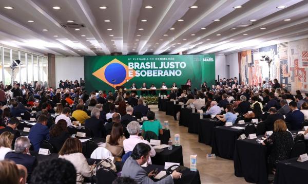O presidente Luiz Inácio Lula da Silva abre a 6ª Reunião Plenária do Conselho de Desenvolvimento Econômico Social Sustentável (CDESS), no Palácio Itamaraty.(Imagem:Marcelo Camargo/Agência Brasil)
