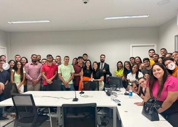 Acadêmicos do curso de Direito da FAESF realizaram visita técnica ao Fórum da Comarca de Floriano.(Imagem:Reprodução/Instagram)