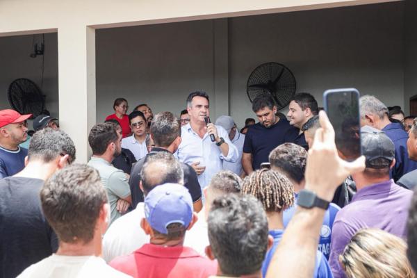 Em Cocal, em meio a uma multid&atilde;o, Ciro Nogueira entrega obras e anuncia benef&iacute;cios para popula&ccedil;&atilde;o(Imagem:Ascom)