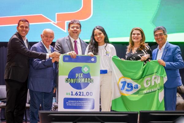 A premia&ccedil;&atilde;o faz parte das estrat&eacute;gias adotadas pelo Governo do Estado para fortalecer a prepara&ccedil;&atilde;o e estimular o desempenho dos estudantes.(Imagem:Gabriel Paulino)