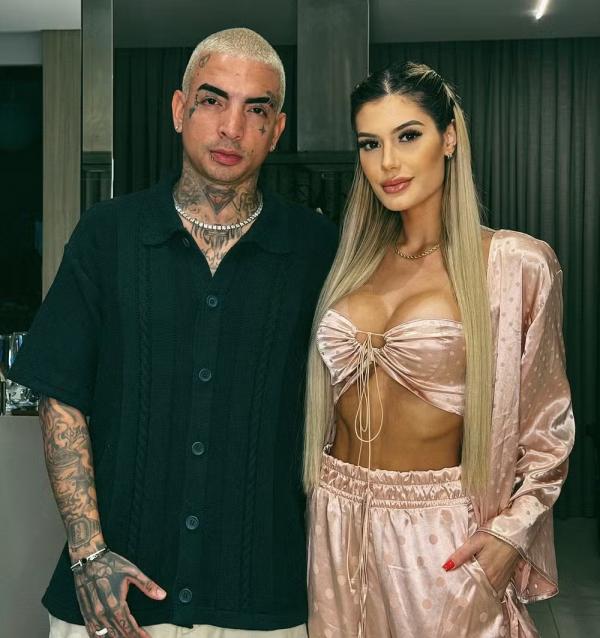 MC Guimê e Fernanda Stroschein assumiram romance em publicação no Instagram.(Imagem:Reprodução/Instagram)