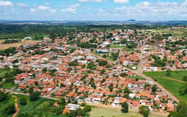 Concurso em Caldazinha oferta 253 vagas e salários de até R$ 3,6 mil.(Imagem:Reprodução/Site da Prefeitura de Caldazinha)