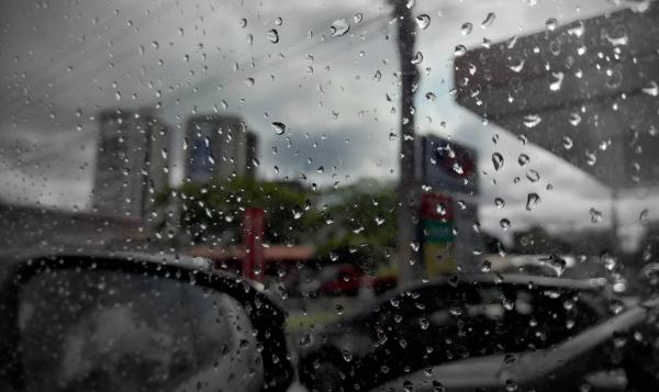 Previsão aponta chuva em Teresina nesta segunda.(Imagem:Jonas Carvalho/ Portal ClubeNews)