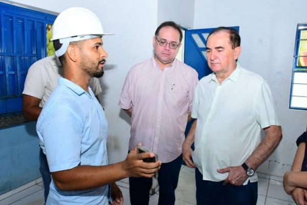 Equipe da Prefeitura realiza visita t&eacute;cnica &agrave; reforma do CAPS II(Imagem:Secom)