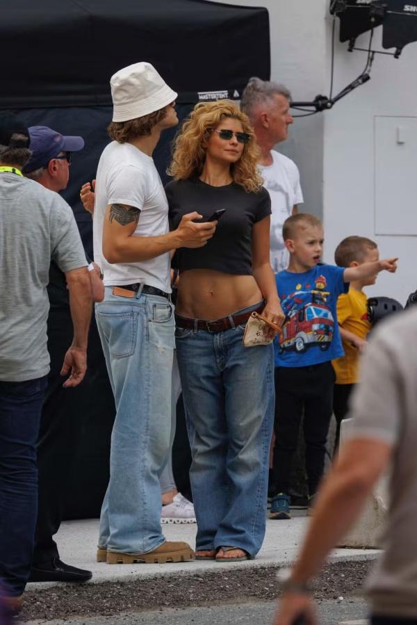 Isadora Cruz e o namorado, o esquiador Lucas Braathen, em férias na Áustria.(Imagem:Kronen Zeitung)