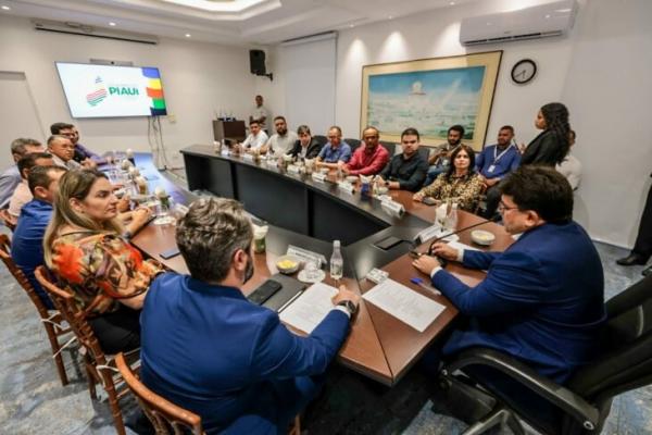 Reunião com lideranças de Pio IX e Amarante.(Imagem:Jorge Henrique Bastos)