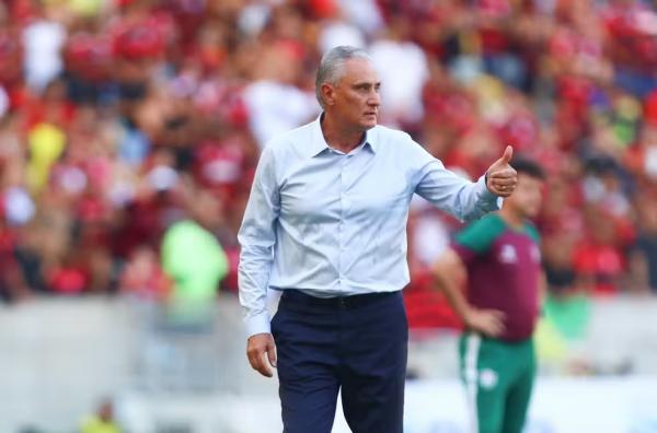 Tite aprova a grande atuação do Flamengo contra o Fluminense.(Imagem:Gilvan de Souza/Flamengo)