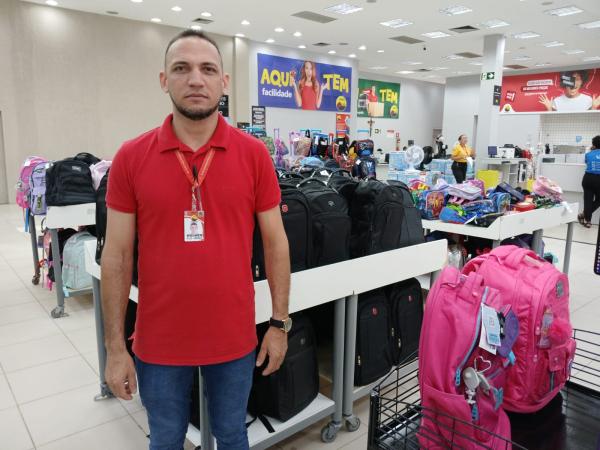 Armaz&eacute;m Para&iacute;ba de Floriano aposta em novidades e ofertas para o Carnaval e volta &agrave;s aulas.(Imagem:FlorianoNews)