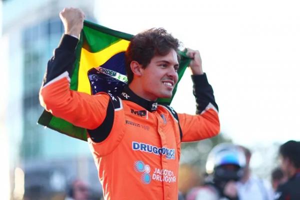 Felipe Drugovich é campeão da Fórmula 2 na Itália(Imagem:Reprodução)