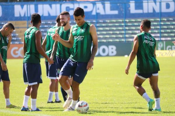 Zagueiro Henrique, Altos x Atlético-CE.(Imagem:Arthur Ribeiro)