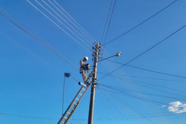 Infraestrutura de Floriano realiza mais de 570 serviços de iluminação pública no mês de agosto(Imagem:Secom)