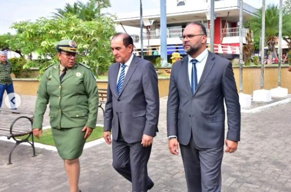 Major Leucijane de Vasconcelos, prefeito Antônio Reis e vereador Joab Curvina.(Imagem:Reprodução/Instagram)