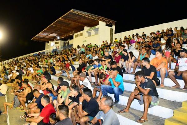 Copa Floriano 2025 inicia quartas de final com goleada e estádio lotado(Imagem:Secom)