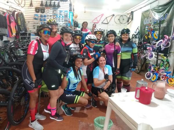 Ciclistas realizam confraternização com café da manhã e passeio ciclístico(Imagem:FlorianoNews)