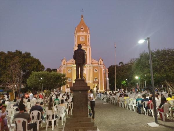 Fiéis participam de procissão e missa campal para celebrar São Pedro de Alcântara(Imagem:FlorianoNews)