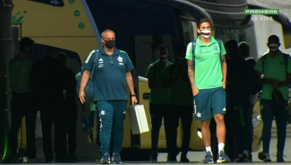 Flamengo chegando ao Allianz Parque no domingo.(Imagem:Premiere)