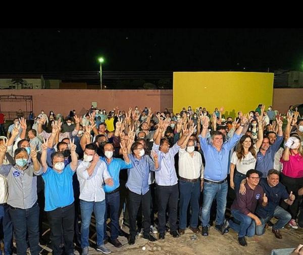 Deputado Gustavo Neiva participa de encontro político em Oeiras.(Imagem:Reprodução/Instagram)