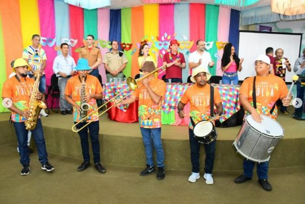 Carnaval 2026 &eacute; lan&ccedil;ado e promete agitar Floriano com programa&ccedil;&atilde;o para todos os p&uacute;blicos.(Imagem:Reprodu&ccedil;&atilde;o/Instagram)