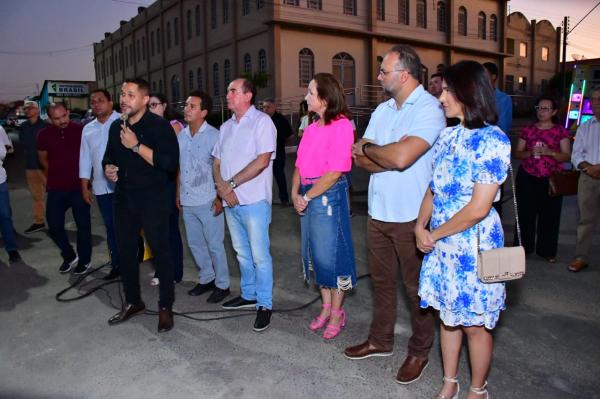 Vereadores participam da inauguração do Largo Raimundo Marreiros, bairro Ibiapaba de Floriano(Imagem:CMF)