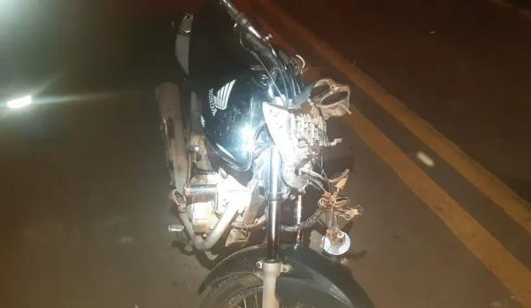 Motociclista de 32 anos morreu após colidir com vaca na BR-222, em Piripiri.(Imagem:Divulgação/PRF)