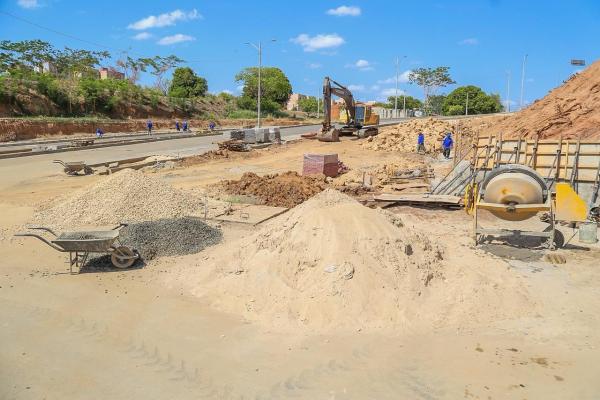 Ciro Nogueira visita Via Sul ao lado de Silvio Mendes e destaca importância da obra(Imagem:Guilherme Bruno/Ascom)