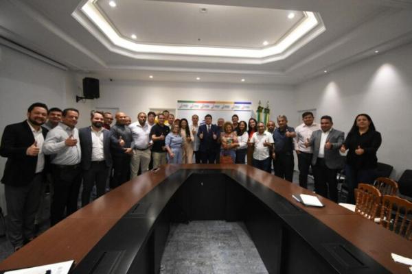 Reunião com lideranças de Elesbão Veloso.(Imagem:Francisco Gilásio)