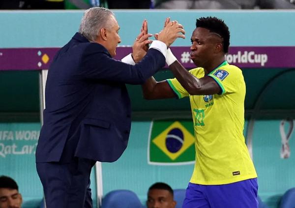 Tite e Vinicius Jr na Seleção.(Imagem:REUTERS/Pedro Nunes)