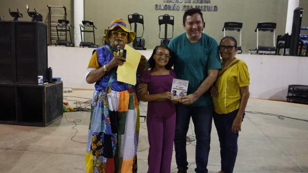 1º lugar: Raylara Sophia Alves, da Escola Municipal Dorinha Carvalho.(Imagem:FlorianoNews)