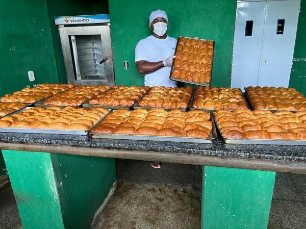 Internos de Floriano produzem pães na unidade penal(Imagem:Divulgação)