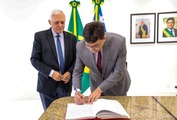 O governador integra a comitiva do governo brasileiro que participa da Conferência do Clima em Dubai da para discutir as mudanças climáticas no mundo.(Imagem:Divulgação)