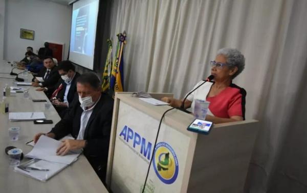  Governadora e prefeitos debatem novas medidas de saneamento básico no Piauí.(Imagem:Divulgação/Governo do Piauí)