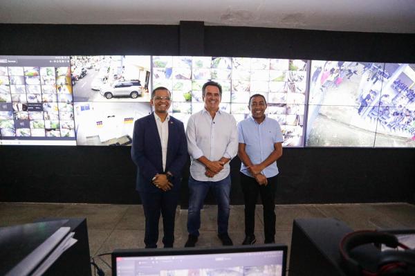 Ciro Nogueira refor&ccedil;a compromisso com a educa&ccedil;&atilde;o em visita &agrave; Secretaria Municipal de Teresina.(Imagem:Ascom)