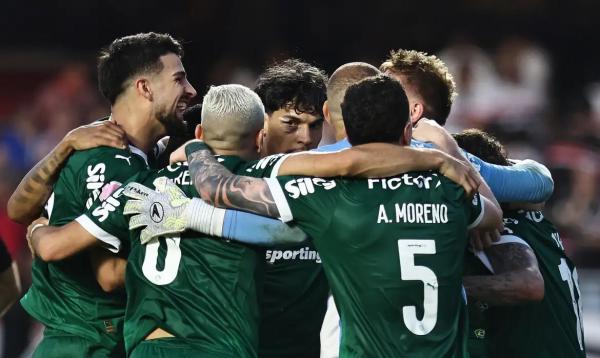 Virada e derrota rubro-negra levam Palmeiras à ponta do Brasileirão.(Imagem:Gilvan de Souza/Flamengo)