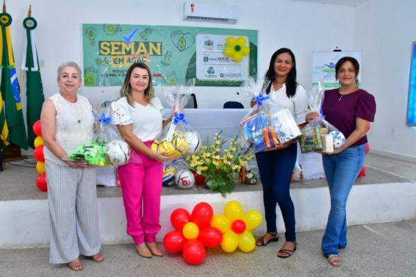 Prefeitura de Floriano realiza premiação 