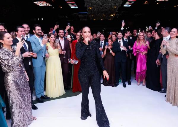 Roberto Justus e Ana Paula Siebert renovam votos de casamento.(Imagem:Manuela Scarpa/BrazilNews)