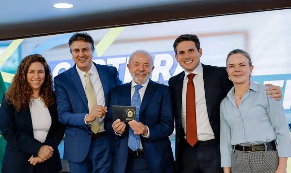 Presidente da República, Luiz Inácio Lula da Silva, durante cerimônia de sanção do PL n. 41/2025, que autoriza a criação da Carteira Nacional Docente ? CND.(Imagem:Ricardo Stuckert/PR)