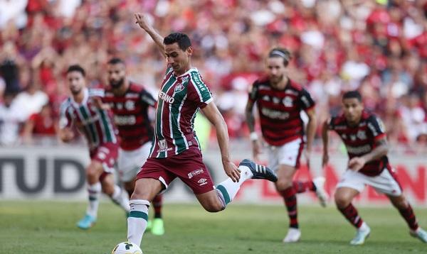 Fluminense bate Flamengo e dorme na vice-liderança do Brasileiro.(Imagem:Sergio Moraes/Reuters/Direitos Reservados)