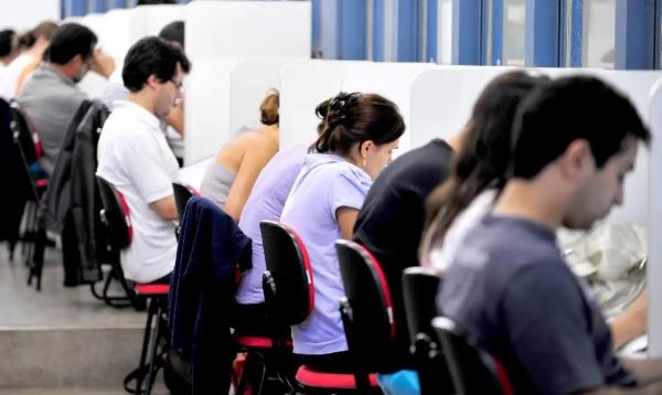 cursinhos preparatórios para concursos públicos(Imagem:Arquivo/Agência Brasil)