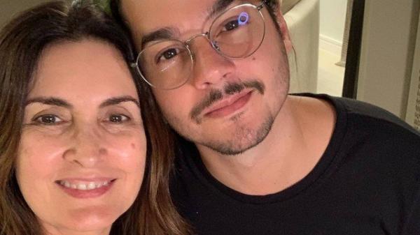 Fátima Bernardes e Túlio Gadêlha estão juntos há dois anos.oto:(Imagem:Reprodução/Instagram)